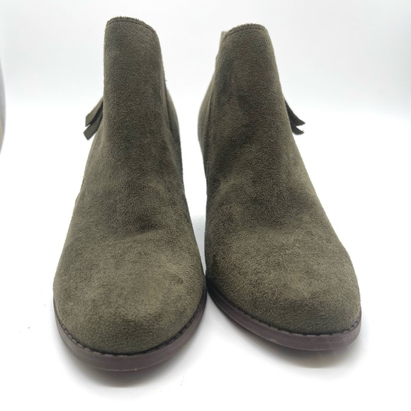 New Directions Olive Green Sarita Wedge Booties Women Size 9.5 Vegan Suede Fall - Picture 4 of 11